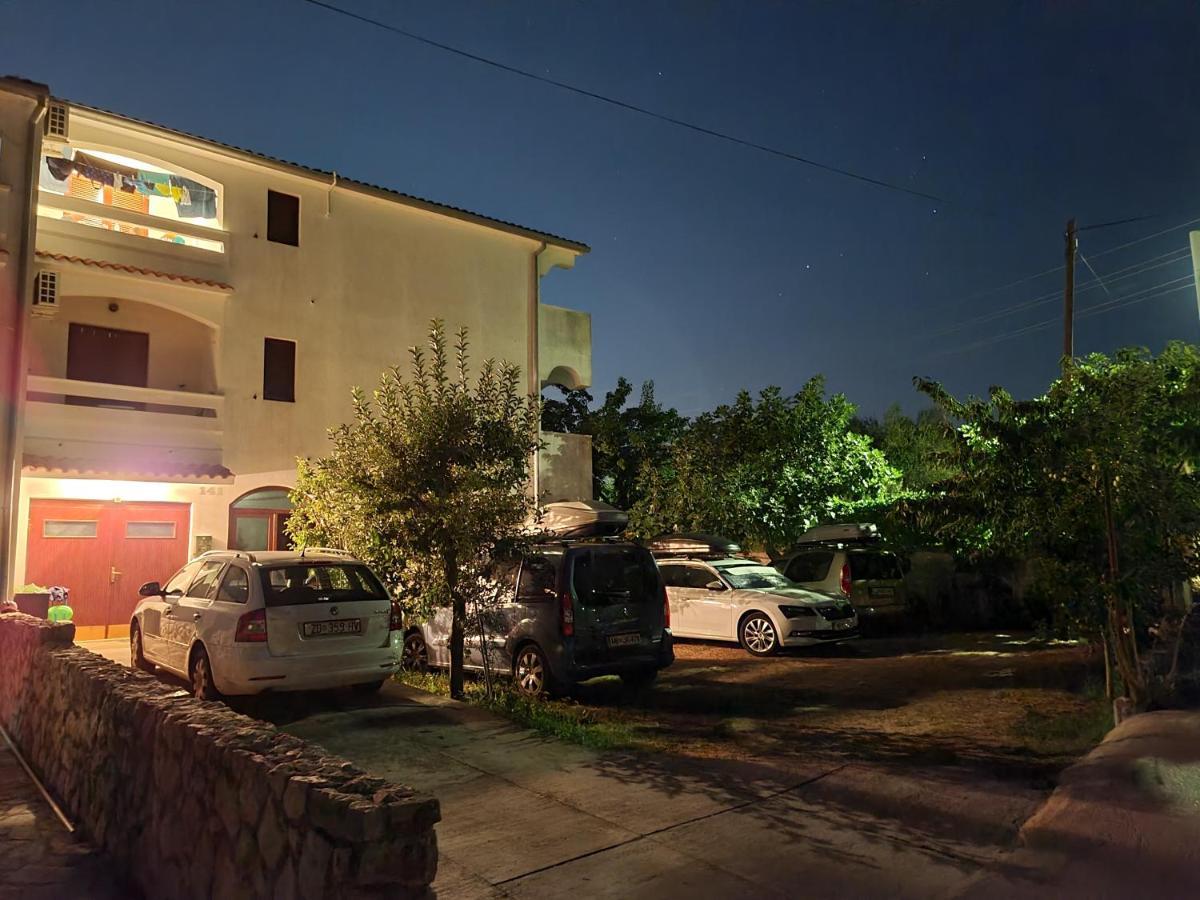 Apartmani Cosic Ante Dobropoljana Exterior foto